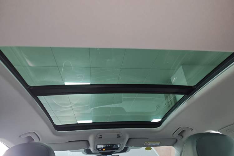 Used Volkswagen Passat 2025 Pro 380TSI Dragon Supreme Edition