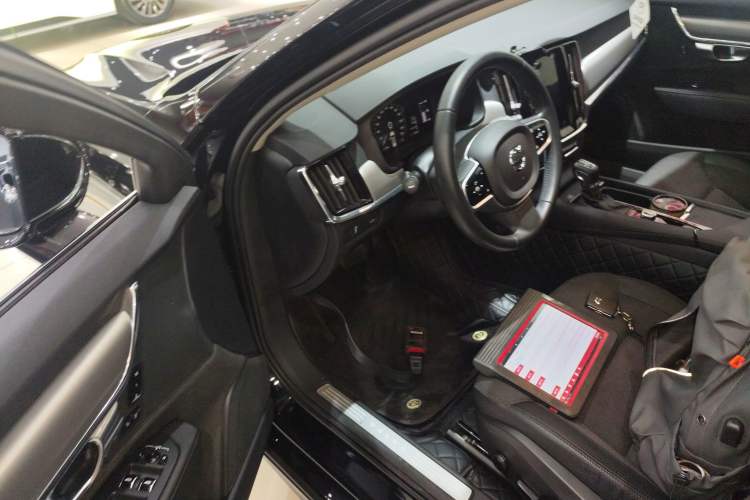 Used Volvo S90 2019 T4 Zhiyi Edition
