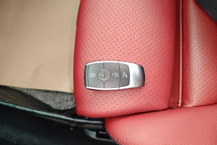 Used Mercedes-Benz GLC 2020 Facelift GLC 300 L 4MATIC Dynamic Edition
