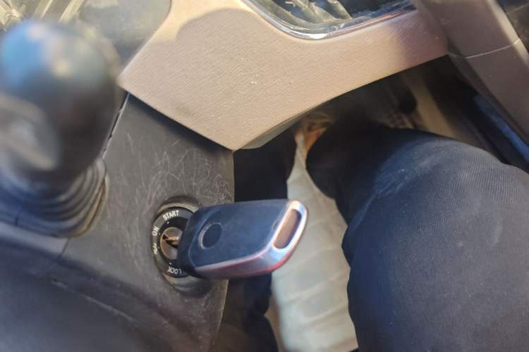 Used Baojun 630 2013 1.5L manual standard version