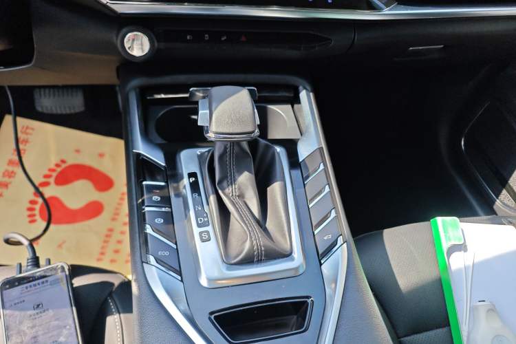 Used Zotye T500 2018 1.5T Automatic Smart Connected Prestige Model
