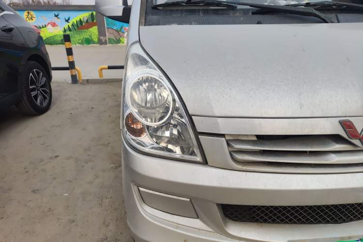 Used Wuling Rongguang 2015 1.2L S Base Model CNG