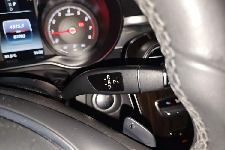 Used Mercedes-Benz GLC 2017 GLC 260 4MATIC Luxury Model
