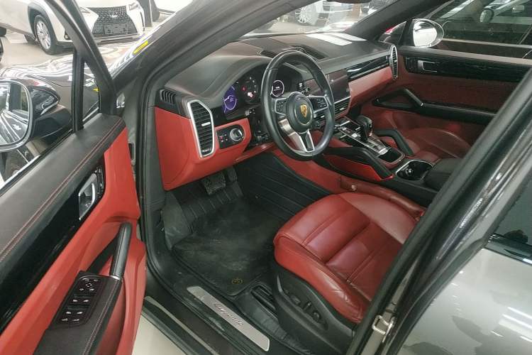 Used Porsche Cayenne 2019 Cayenne Coupé 3.0T