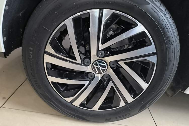 Used Volkswagen Lavida 2023 300TSI DSG Starry Full-Comfort Edition