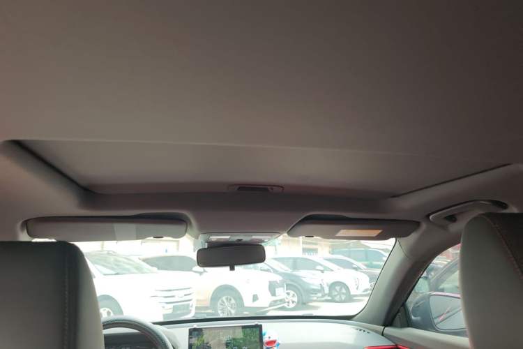 Used Dongfeng Aeolus Yixuan 2021 230T Automatic Hunter Edition
