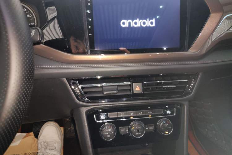 Used Volkswagen Tharu 2019 280TSI Two-Wheel Drive Comfort Edition China V Standard
