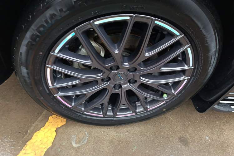 Used Oshan Z6 2022 Blue Whale 1.5T DCT Luxury Model
