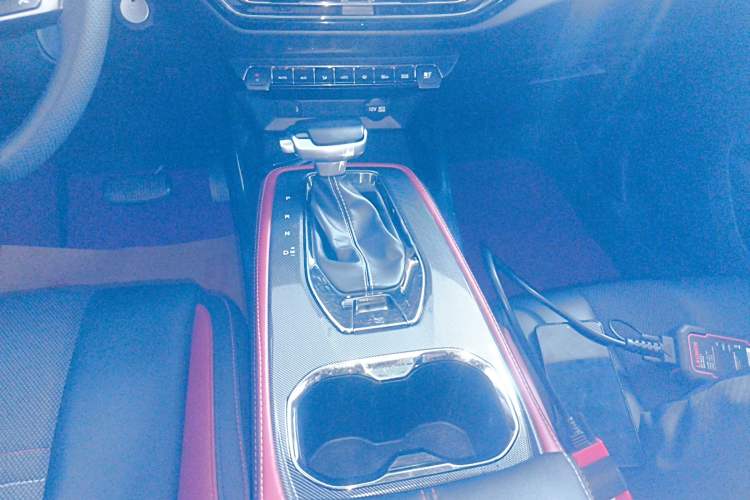 Used CHANGAN OSHAN X5 2021 1.5T DCT Prestige Edition Gear Lever