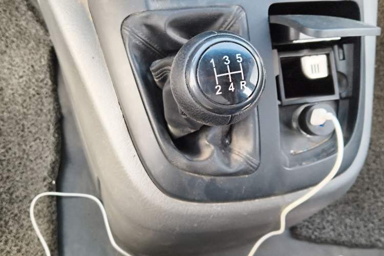 Used Jinbei Express 2018 2.0L Standard Version V19 Gear Lever