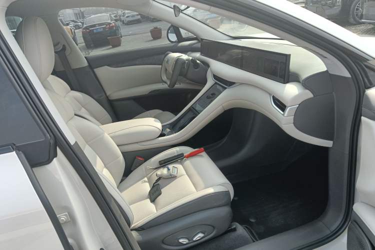 Used IM LS6 2023 Max Standard Edition