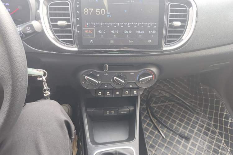 Used Kia Pegas 2017 1.4L Manual Value Edition
