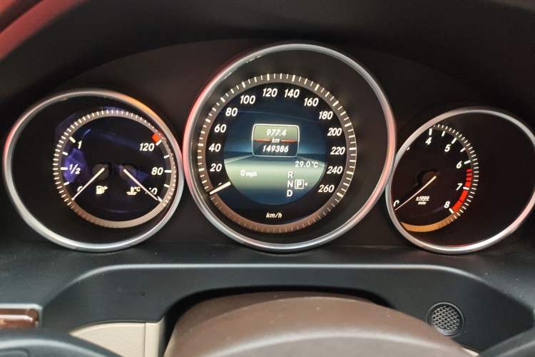 Used Mercedes-Benz E-Class 2015 E 200 L
