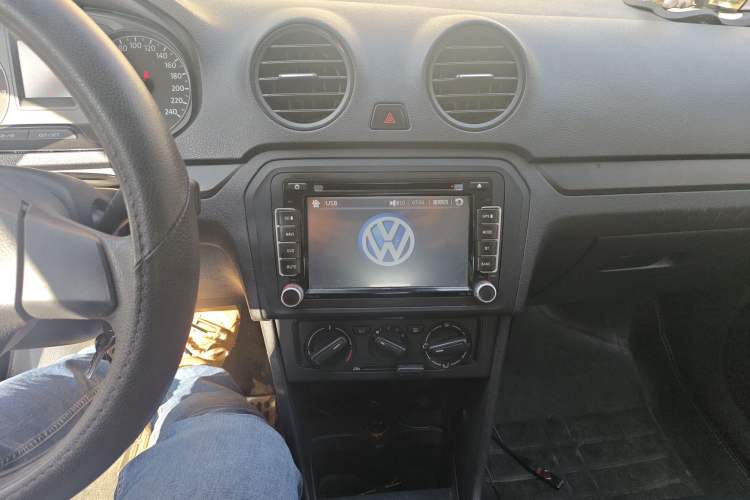 Used Volkswagen Jetta 2013 1.6L Manual Fashion Edition