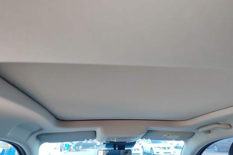 Used ORA Good Cat 2021 400km Standard Range Venus Edition Lithium-Ion Battery Headliner