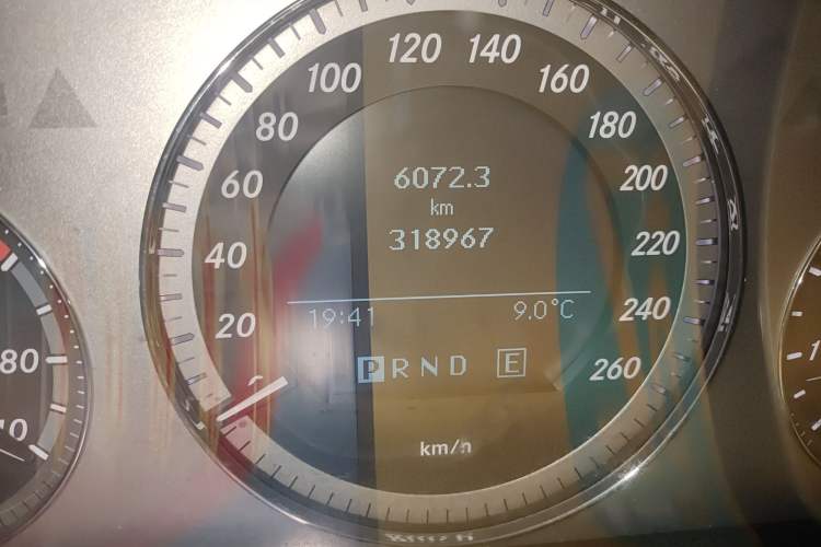 Used Mercedes-Benz GLK-Class 2011 GLK 300 4MATIC Fashion Model