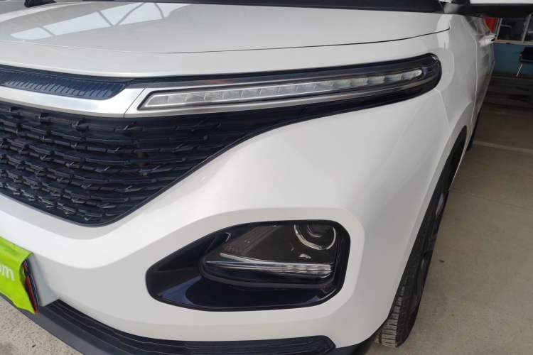 Used Baojun RM-5 2019 1.5T Manual Elite Version with 24-Hour Online Service 6 Seats