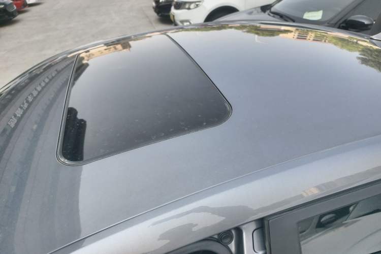 Used Roewe i5 2021 1.5T GT DCT Sonic Edition Roof