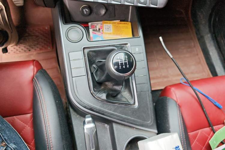 Used FORTHING T5 2020 1.6L Manual Luxury Model China VI Standard Gear Lever