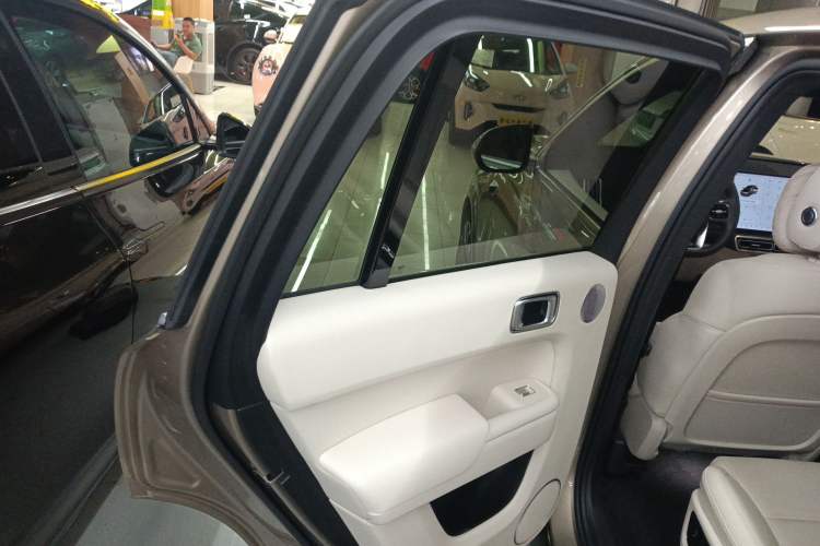 Used Li Auto L8 2024 Ultra Model