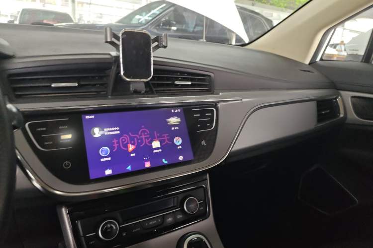Used Geely Auto Emgrand GS 2018 Lingchao Edition 1.4T Automatic LingShang Smart Connectivity Model Center Console