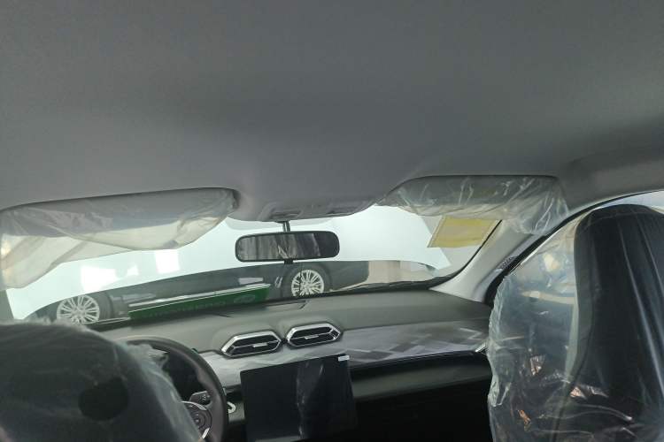 Used Dongfeng Aeolus SKY EV01 2025 530 km AIR Elite Edition
