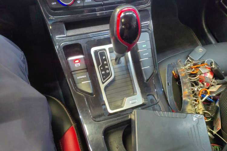 Used Geely Auto Emgrand GS 2020 1.4T CVT Active Gear Lever