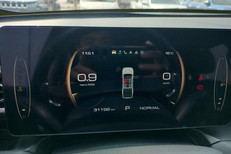 Used Great Wall Poer 2023 2.0T Passenger Version Automatic Diesel 4x4 Comfort Trim – GW4D20M
