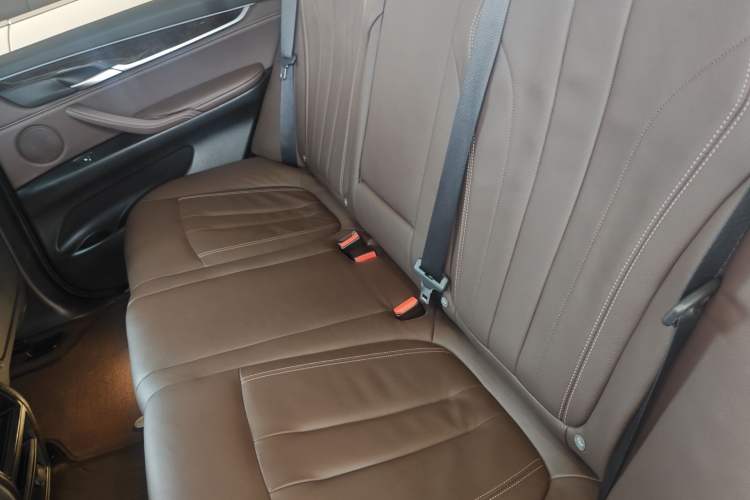 Used BMW X5 2017 xDrive28i
