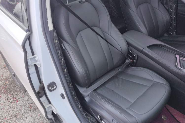 Used Dongfeng Aeolus AX7 2019 1.6T Automatic AI Navigation Model China V Standard