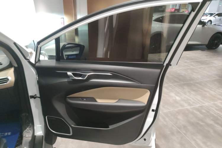 Used Geometry C 2022 Blueberry C400
