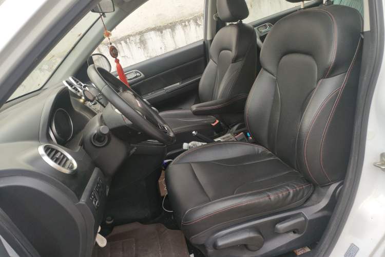 Used Haval H6 2015 Upgraded Model 1.5T Manual Two-Wheel Drive Elite Version