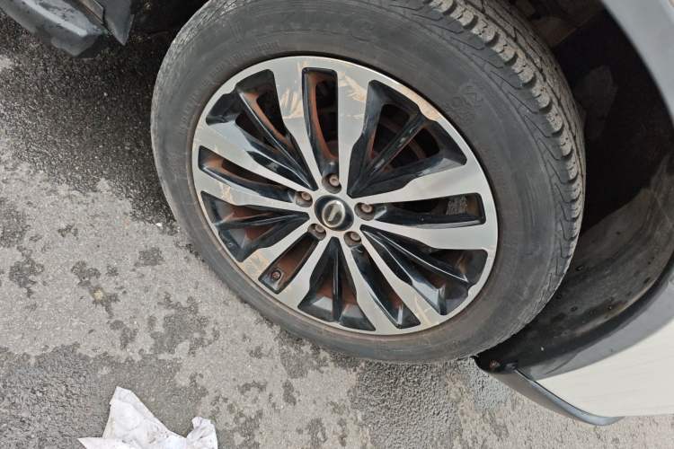 Used GAC Trumpchi GS4 2017 235T Manual Two-Wheel Drive Luxury Edition Right Front Wheel Hub