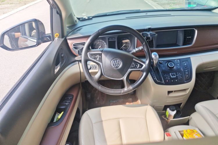 Used Buick GL8 2018 28T Luxury Model China VI Standard
