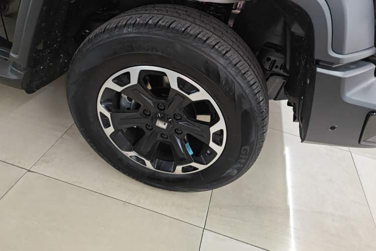 Used Tank 300 New Energy 2025 Model, Hi4-T 36.7kWh
