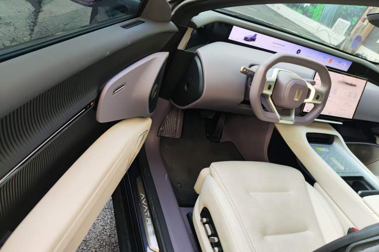 Used Avatr 12 2025 Refresh Max Extended-Range Version
