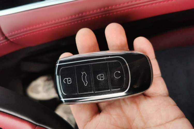 Used EXEED Stellar 2023 400T Two-Wheel Drive Comfort Edition
