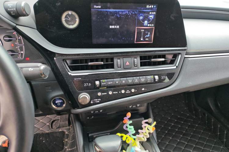 Used Lexus ES 2021 300h Deluxe Edition