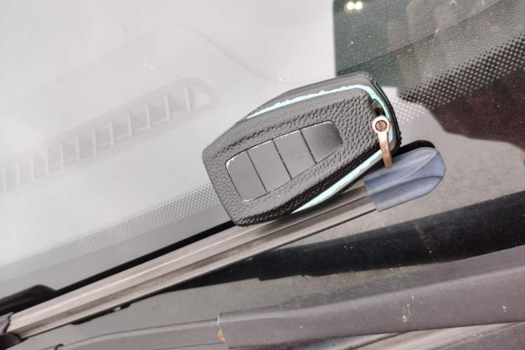 Used Geely Auto Coolray 2020 PRO 240T DCT Hunter Vehicle Key