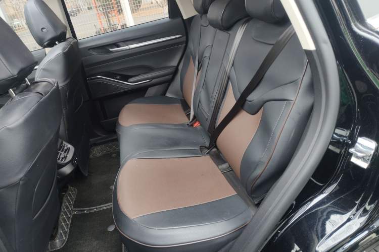 Used Haval H6 2024 1.5T Two-Wheel-Drive Classic Edition
