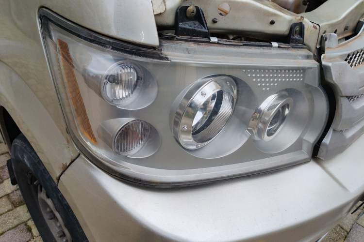Used CHANGAN KAICHENG Xingguang 4500 2012 1.3L Base Version 4G13S1 Right Front Headlight