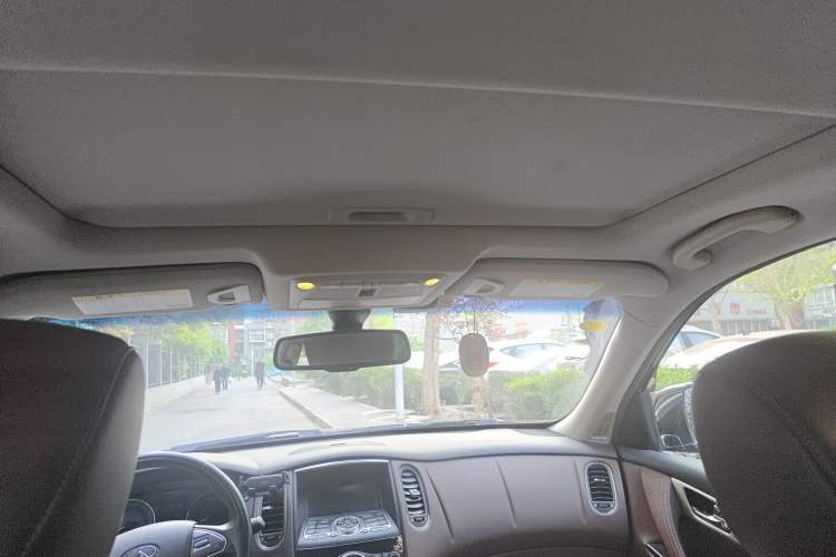 Used Infiniti QX50 2015 2.5L Luxury Edition