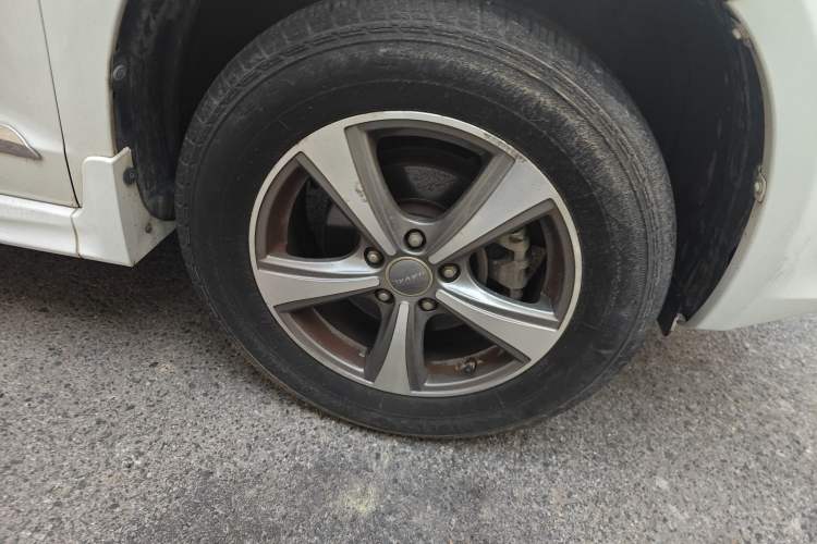 Used Haval H6 2015 Upgraded Model 1.5T Manual Two-Wheel Drive Elite Version