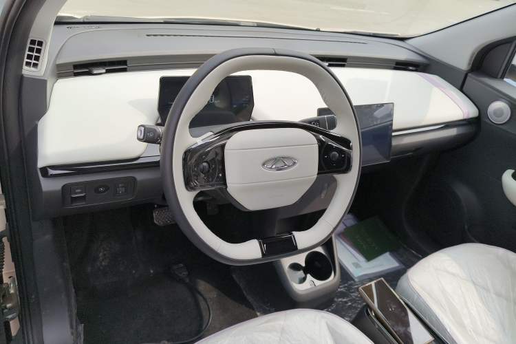 Used Chery Little Ant 2024 Revised Edition Youth Version 321 km Cool Love Edition 29.23 kWh
