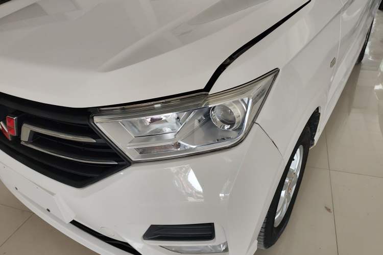 Used Wuling Hongguang 2018 1.5L S Comfort Model L2B Left Front Headlight