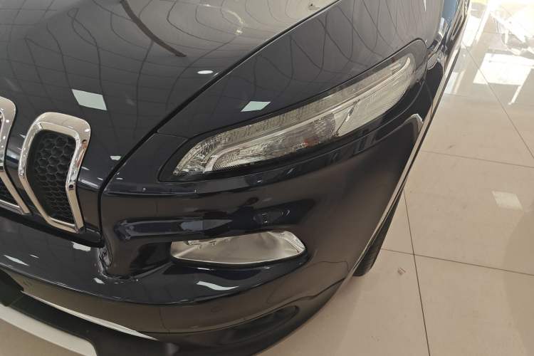 Used Jeep Cherokee 2016 2.4L Professional Smart Version