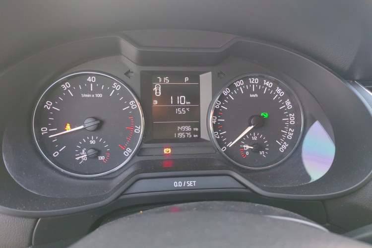 Used Skoda Octavia 2017 Classic Model 1.6L Automatic Comfort Edition Instrument Cluster