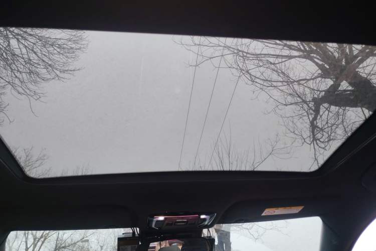 Used Toyota Avalon 2024 Dual-Motor 2.0L Luxury Edition
