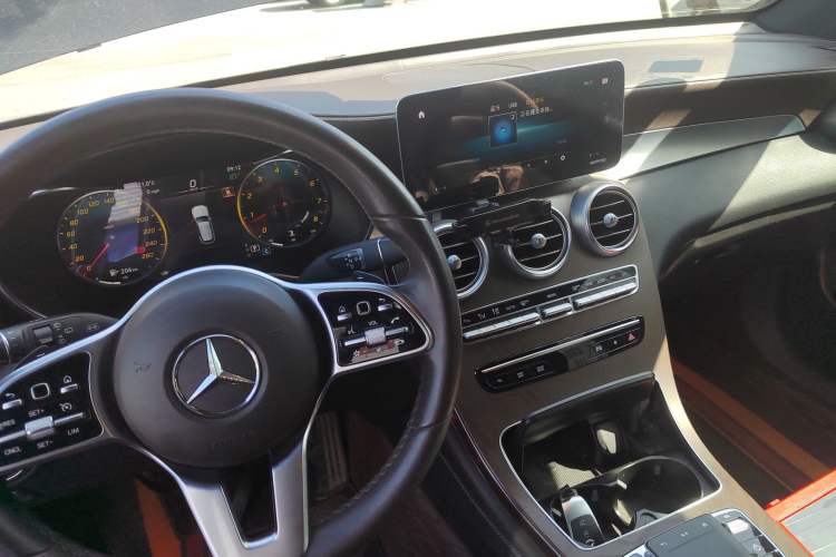 Used Mercedes-Benz GLC 2020 GLC 260 L 4MATIC Luxury Model
