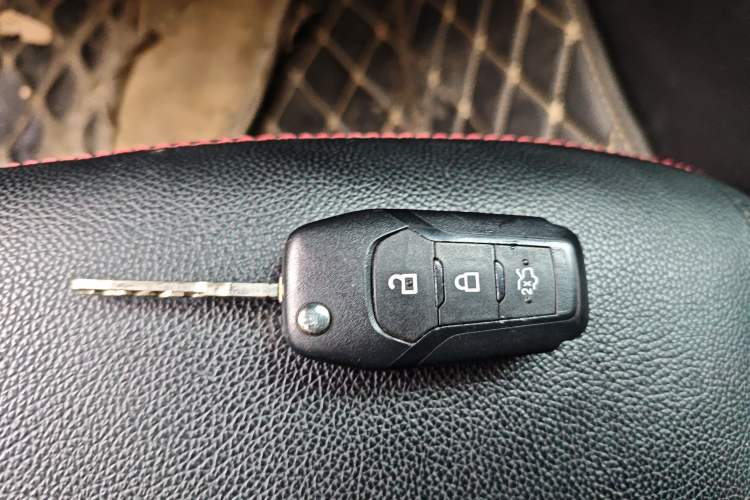 Used Ford Escort 2015 1.5L Automatic Comfort Edition